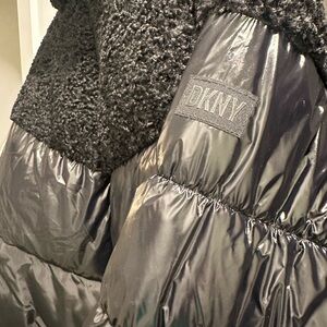 DKNY Black Puffer Jacket with Sherpa Top – Size XL – NWT